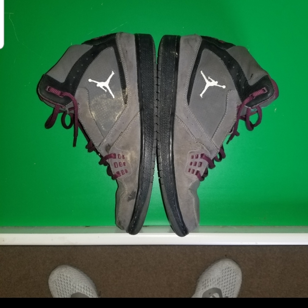 Shoes Jordan's 2012 Size 11